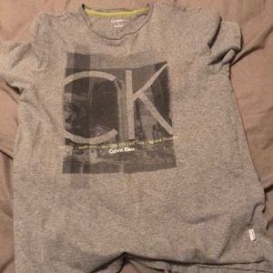 Calvin Klein t shirt